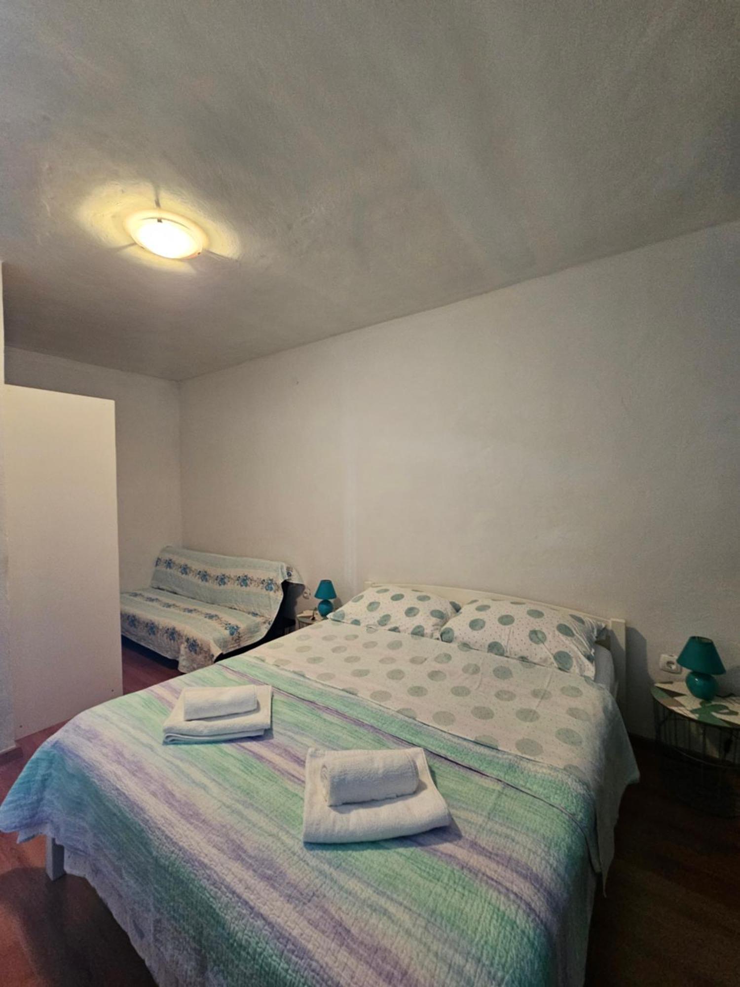 Apartments Lucin فيليكي درفينيك المظهر الخارجي الصورة