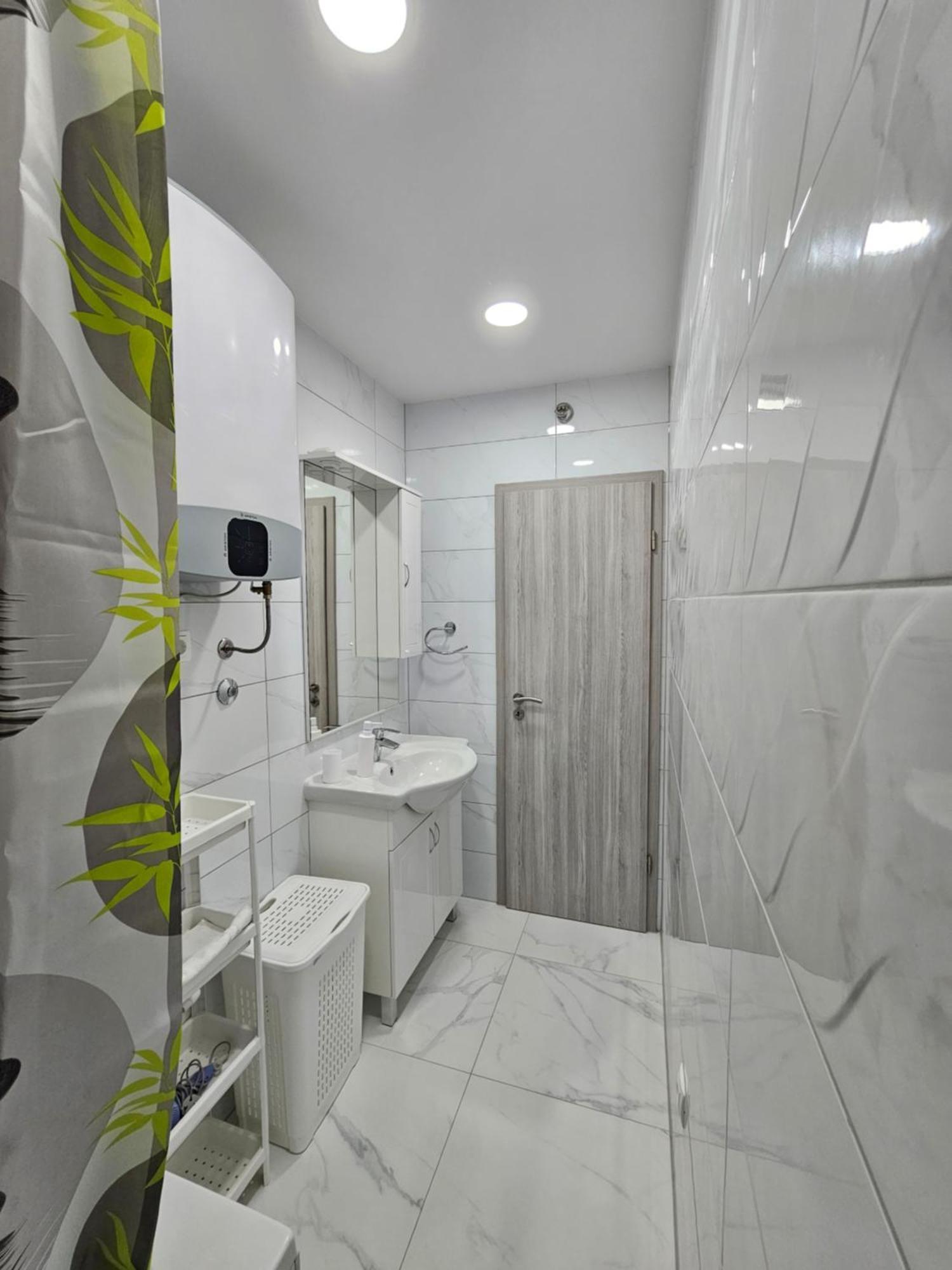 Apartments Lucin فيليكي درفينيك المظهر الخارجي الصورة